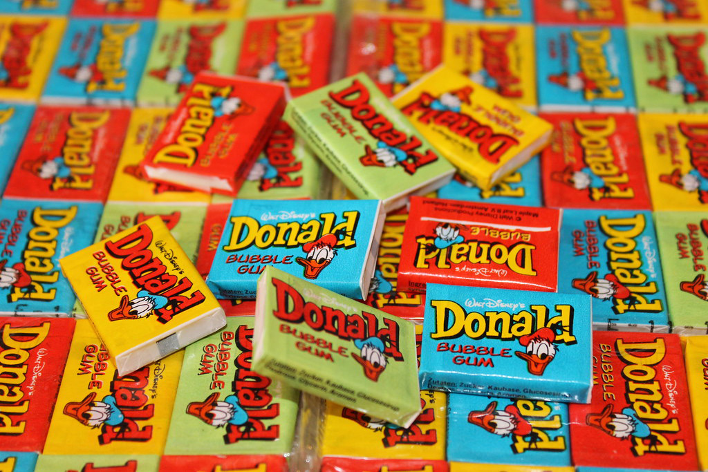 Donald bubble gum, original chewing gum 4 pcs set, Holland 1991 y. Not  modern !